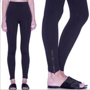 Spanx - Side Zip - Navy Port Blue - Seamless Look At Me Now - Leggings - Medium